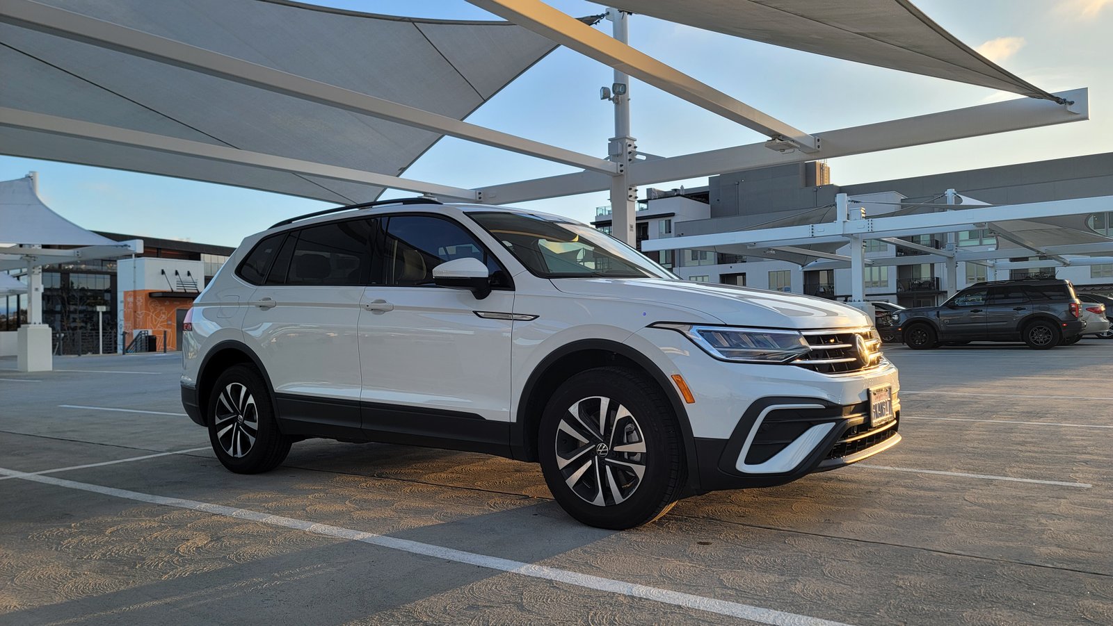VW Tiguan S or similar car